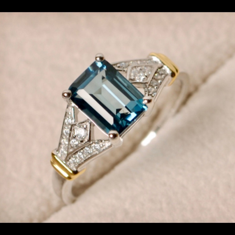 NEW SquareCut LightBlue Crystal Ring, Sz 7.5 & 8.5